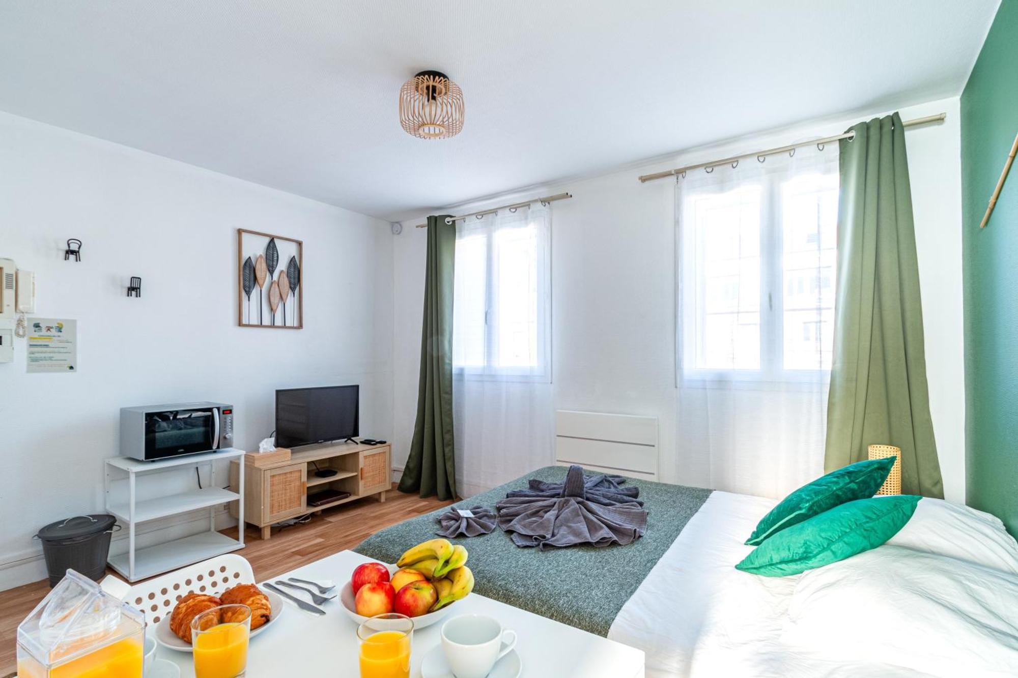 Appart'Hotel Nuiteejour Versailles Saint Cyr L'Ecole Экстерьер фото