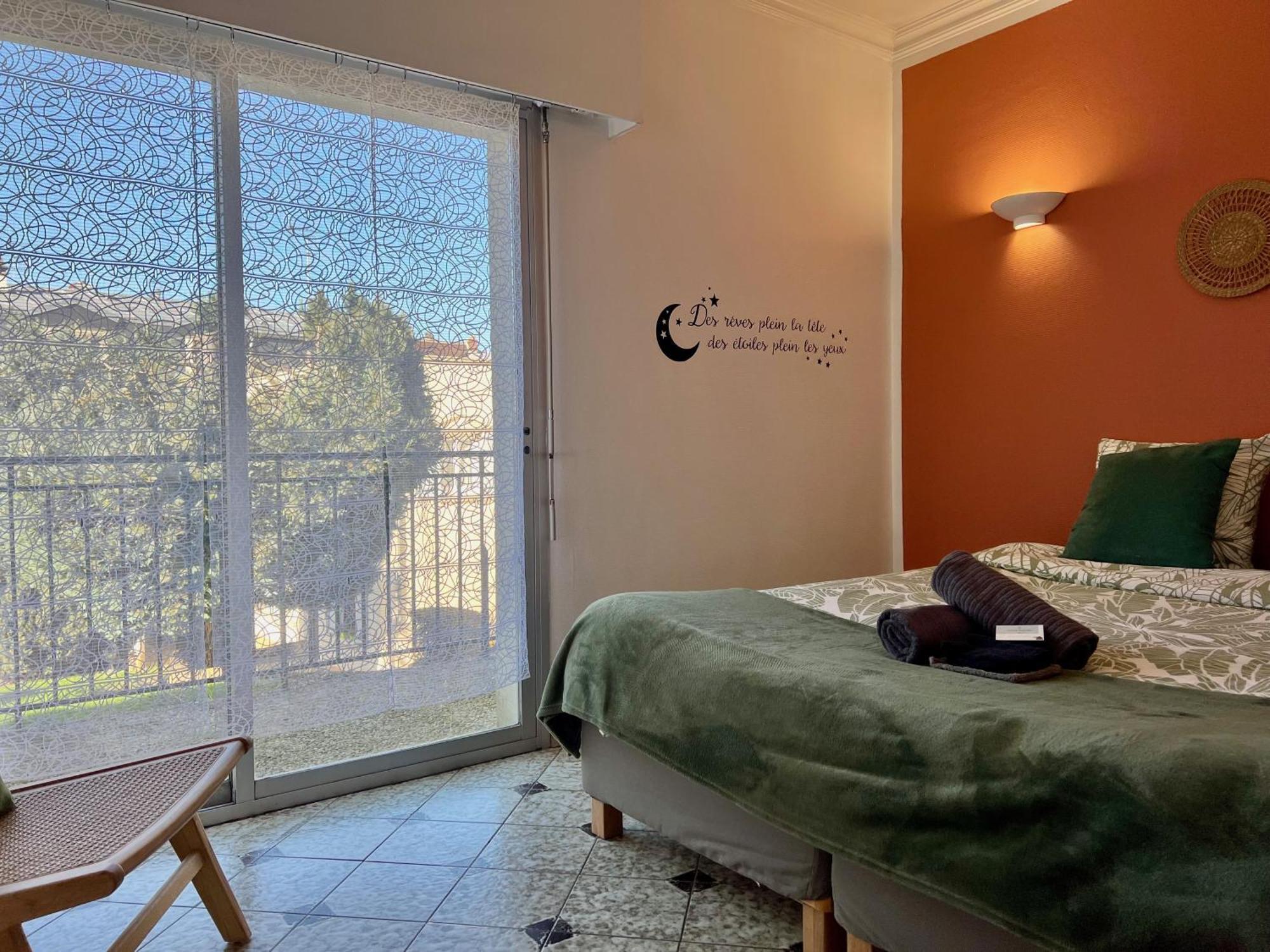 Appart'Hotel Nuiteejour Versailles Saint Cyr L'Ecole Экстерьер фото